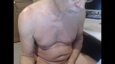 Snapshot of denn_jett chatting on 4, 6, 2026 Den Jet online show from 4, 6, 2026
