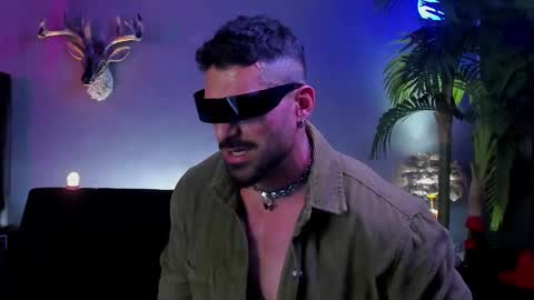 dennis_cox_ online show from 26, 3, 2026