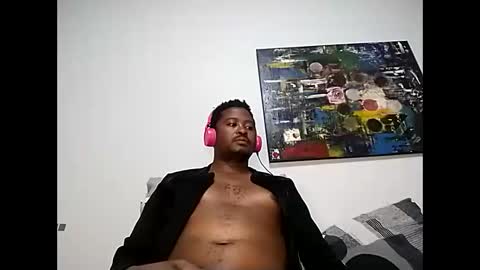 Snapshot of dentzo chatting on 31, 5, 2026 mastER blACK online show from 31, 5, 2026