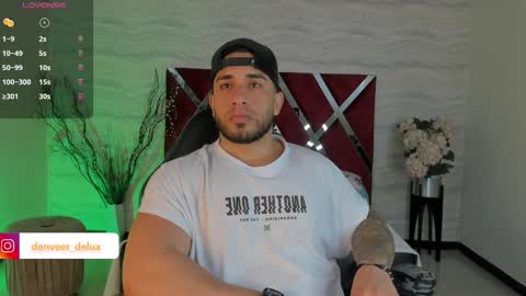 Snapshot of denvver chatting on 5, 10, 2025 Denver online show from 5, 10, 2025