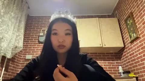 Emma online show from 18, 11, 2025