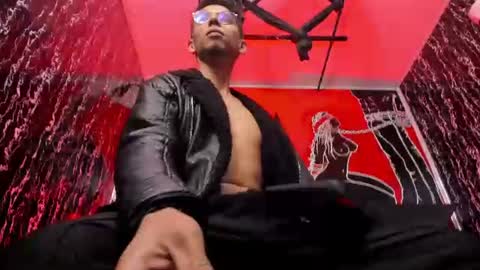 Snapshot of dereck_monroe chatting on 3, 7, 2026 Dereck online show from 3, 7, 2026