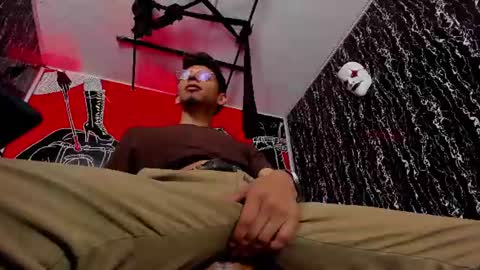 Snapshot of dereck_monroe chatting on 14, 7, 2026 Dereck online show from 14, 7, 2026