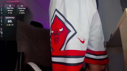 dereckhardd online show from 28, 9, 2025