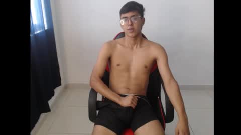 Snapshot of derek_135 chatting on 20, 9, 2025 Derek online show from 20, 9, 2025