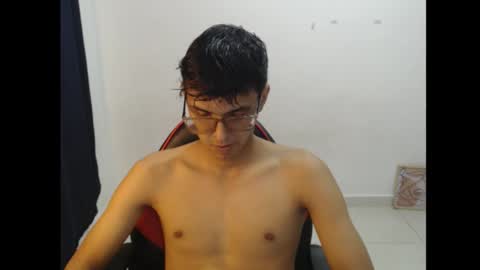 Snapshot of derek_135 chatting on 27, 9, 2025 Derek online show from 27, 9, 2025