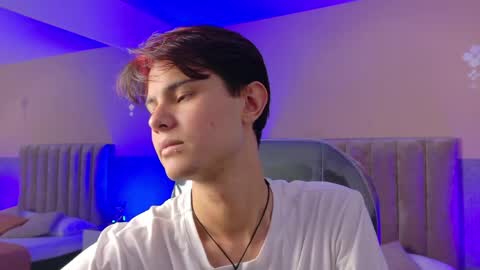 Snapshot of derek_sinn chatting on 21, 5, 2026 derek_sinn online show from 21, 5, 2026