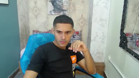 D E R E K online show from 28, 10, 2025