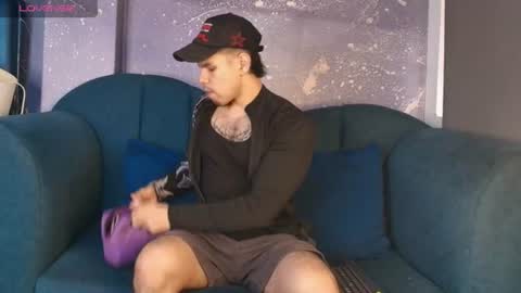 Snapshot of derek_voss chatting on 1, 7, 2026 derek_voss online show from 1, 7, 2026