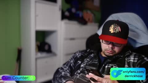 Snapshot of derrick_hose chatting on 9, 9, 2025 Derrick Hose online show from 9, 9, 2025