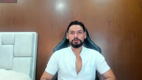 DerryBigger CM online show from 9, 10, 2025