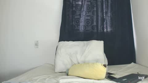 Snapshot of derrymaster chatting on 8, 2, 2025 JhimyMaster online show from 8, 2, 2025