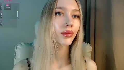 Snapshot of des_ch chatting on 21, 7, 2026 Ari online show from 21, 7, 2026