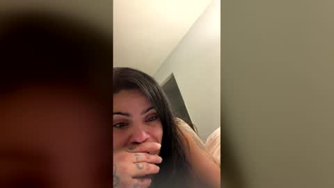 Snapshot of desertbeauty420 chatting on 7, 6, 2026 desert beauty420 online show from 7, 6, 2026