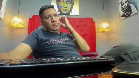 Snapshot of designturbate chatting on 8, 3, 2025 Designturbate online show from 8, 3, 2025