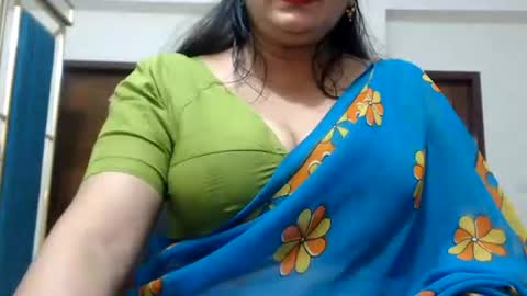 Snapshot of desimaisa130 chatting on 16, 5, 2026 Maisa online show from 16, 5, 2026