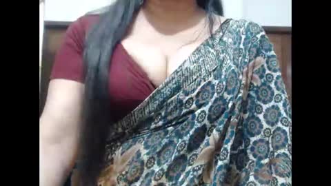 Snapshot of desimaisa130 chatting on 21, 5, 2026 Maisa online show from 21, 5, 2026
