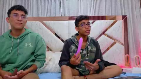 Snapshot of desire4duo chatting on 25, 10, 2025 desire4duo online show from 25, 10, 2025