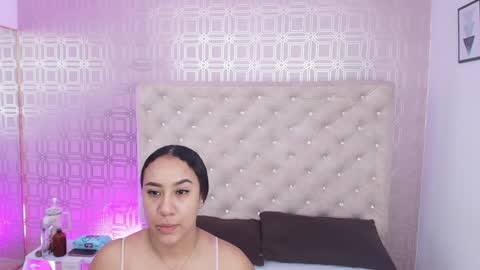 Sara Desire online show from 3, 2, 2025