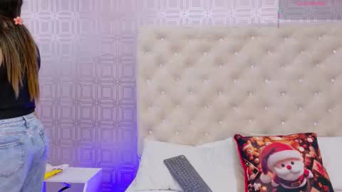 Sara Desire online show from 25, 11, 2025