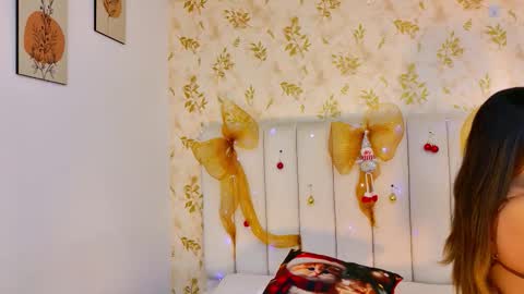 Sara Desire online show from 14, 12, 2025