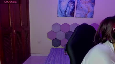 TORI AND MR. BEAR online show from 13, 10, 2025