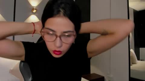 desire online show from 28, 10, 2025