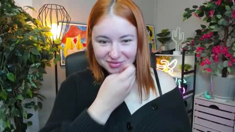 LAYLA online show from 24, 9, 2025