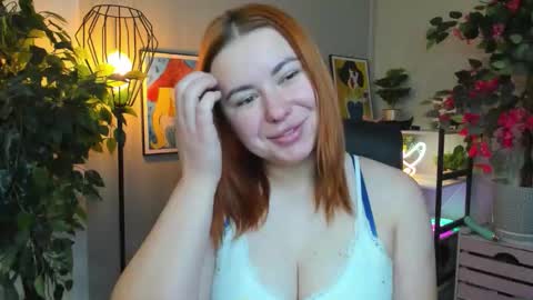 LAYLA online show from 25, 11, 2025