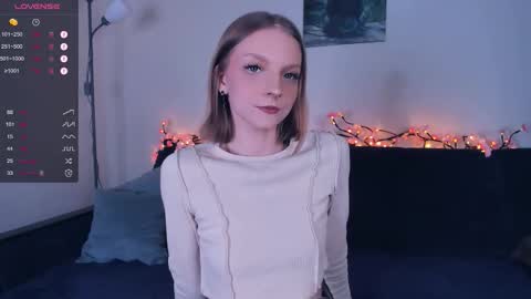 Snapshot of desiresecret222 chatting on 18, 10, 2025 Jade online show from 18, 10, 2025