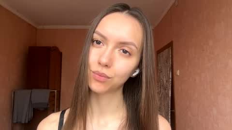 Ksenia online show from 21, 4, 2026
