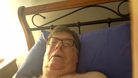 Desmon1958 online show from 6, 2, 2026