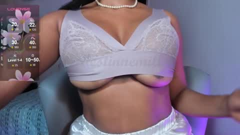 Snapshot of destinnemil chatting on 3, 2, 2025 Destinne Mill online show from 3, 2, 2025