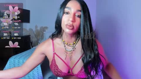 Snapshot of destinnemil chatting on 7, 2, 2025 Destinne Mill online show from 7, 2, 2025
