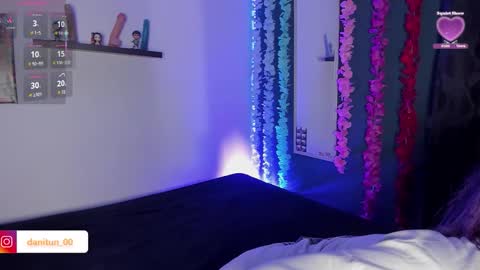 Snapshot of destiny14_ chatting on 5, 2, 2026 Dani online show from 5, 2, 2026