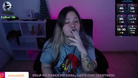 Snapshot of destroyall420 chatting on 11, 12, 2024 Lola Bdsm and fries online show from 11, 12, 2024