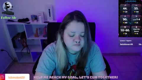 Snapshot of destroyall420 chatting on 19, 1, 2025 Lola Bdsm and fries online show from 19, 1, 2025