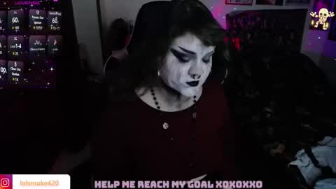 Snapshot of destroyall420 chatting on 8, 11, 2025 Lola Bdsm and fries online show from 8, 11, 2025