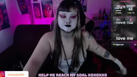 Snapshot of destroyall420 chatting on 24, 4, 2026 Lola Bdsm and fries online show from 24, 4, 2026