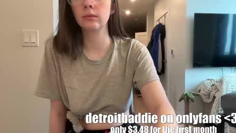 Snapshot of detroitbaddie chatting on 28, 2, 2025 detroitbaddie online show from 28, 2, 2025