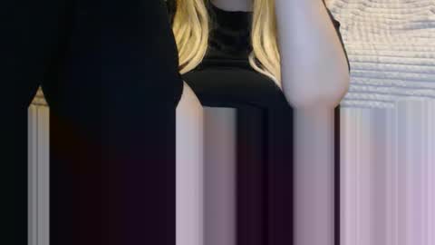 Snapshot of devil_doesnt_wear_panties chatting on 21, 2, 2026 Lynn online show from 21, 2, 2026