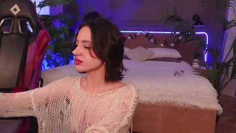 devilinee online show from 19, 11, 2025