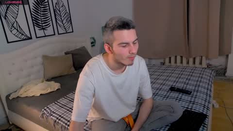 devin_ho online show from 30, 1, 2025