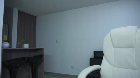 Devin Hunter online show from 2, 12, 2024