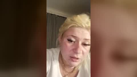 Snapshot of devonhot28 chatting on 16, 7, 2026 devonhot28 online show from 16, 7, 2026