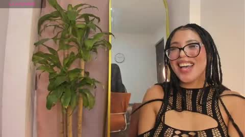 deyanira_sex online show from 14, 5, 2026
