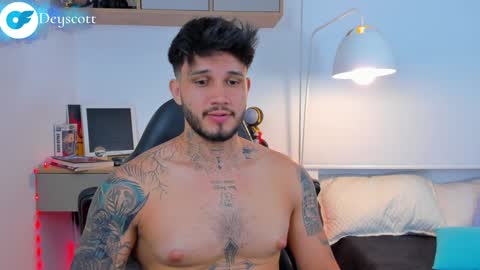 JULIAN online show from 15, 1, 2025