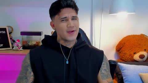 JULIAN online show from 9, 9, 2025