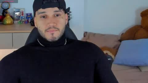 Snapshot of deymon_scott chatting on 24, 5, 2026 JULIAN online show from 24, 5, 2026
