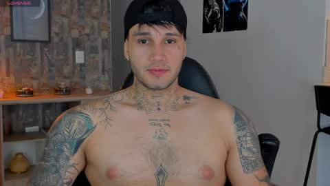 Snapshot of deymon_scott chatting on 4, 6, 2026 JULIAN online show from 4, 6, 2026
